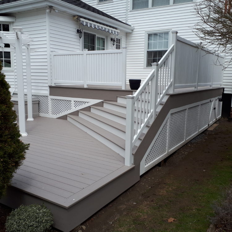 Timbertech Deck With Vinyl Pergola 5