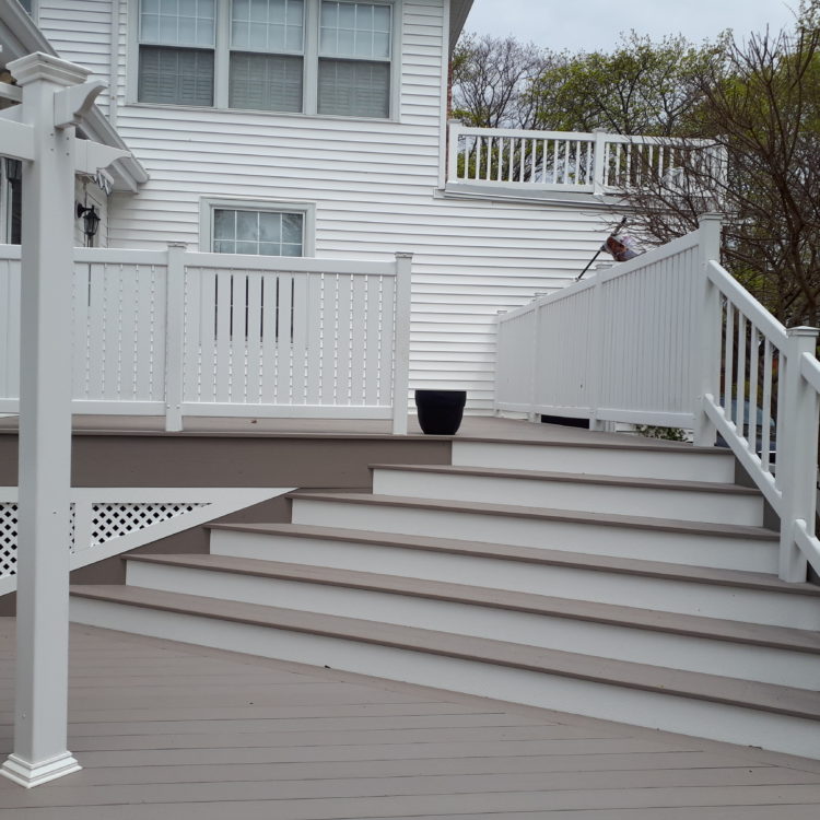 Timbertech Deck With Vinyl Pergola 4