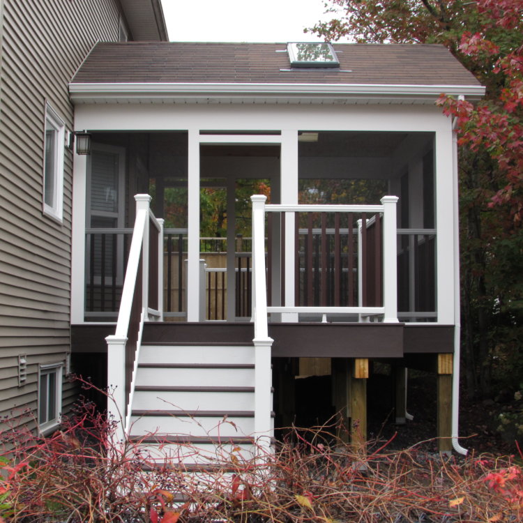 Composite Finish Screen Porch 2