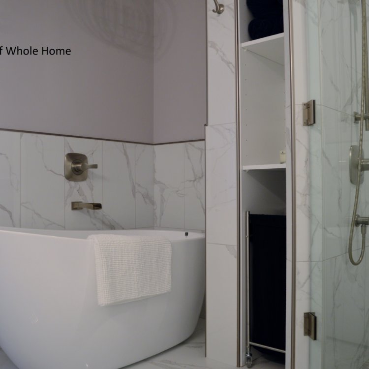 Condo Ensuite Bath 5