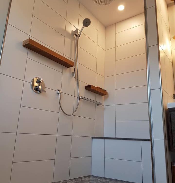Canadian Home Builders Association Bathroom Award Winner 6