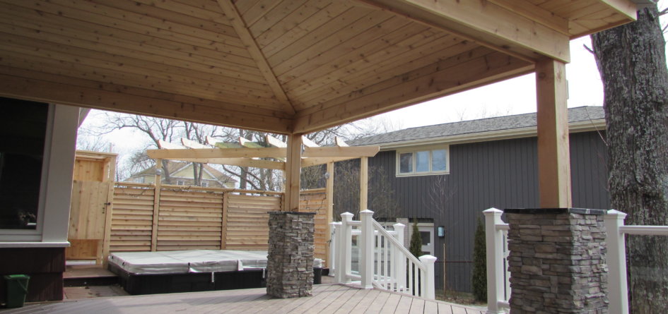 Canadian Home Builders Association Outdoor Living Renovation Award Winner