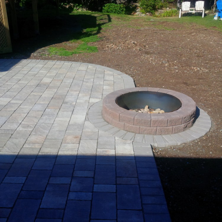 Stone Fire Pit Patio 6
