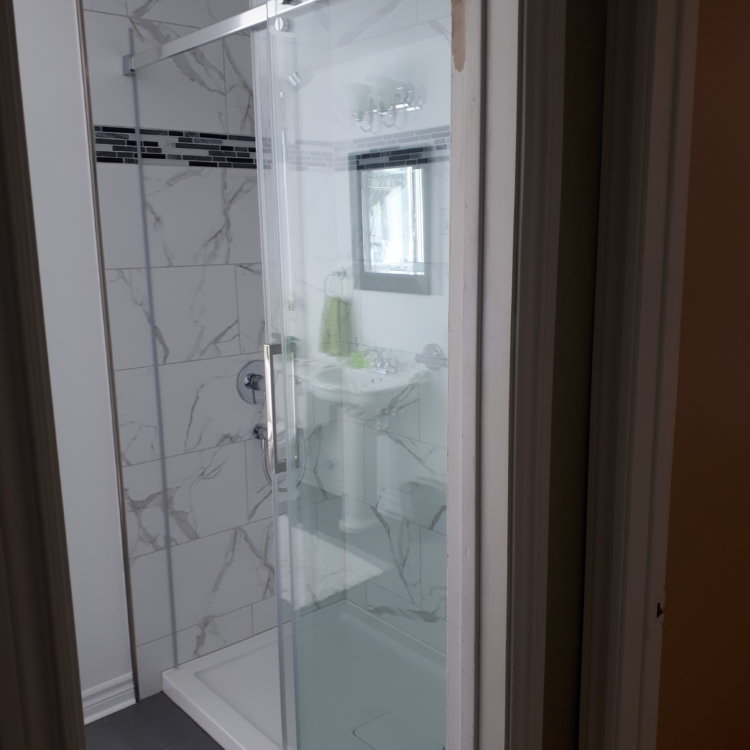 Lower Level Bath & Laundry 6