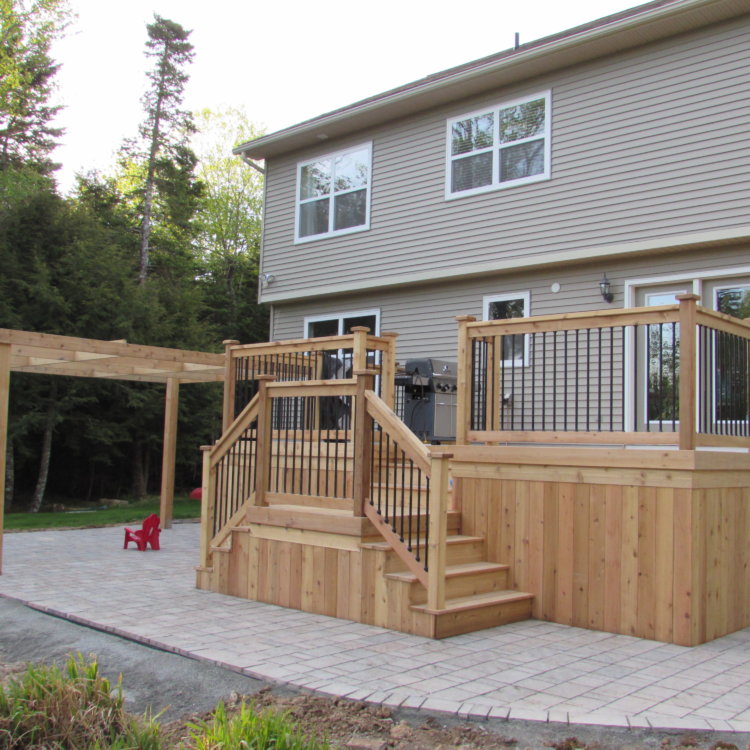 Combination Western Red Cedar Deck & Paver Patio 2