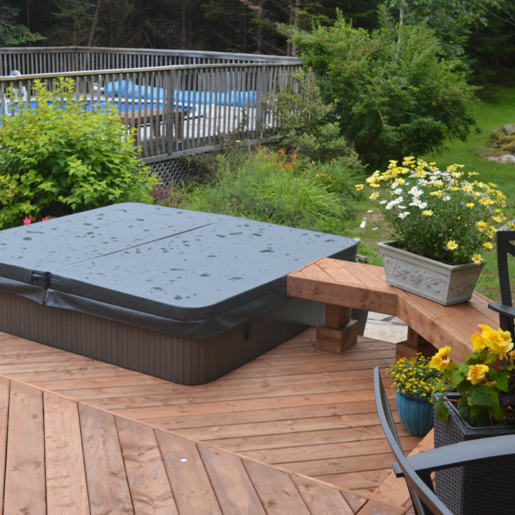 Hot Tub Deck Design 7