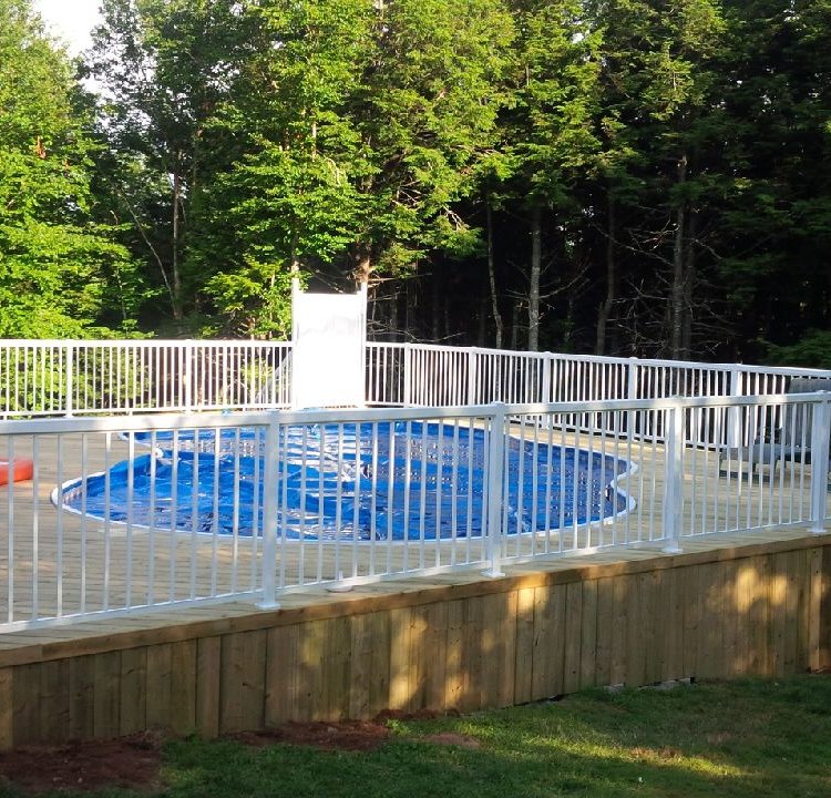 Rear Deck With Pool 7