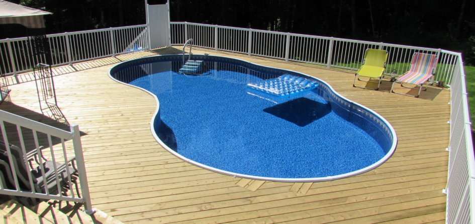 Rear Deck With Pool