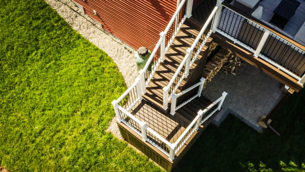 deck design & construction